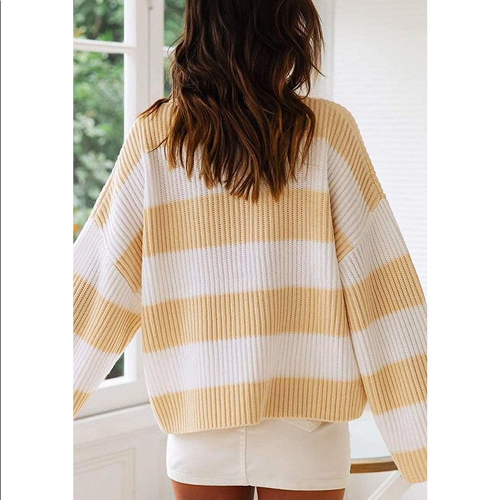 LAST ONEโจ Striped Loose Oversized Knitted Sweater - Picture 4 of 5